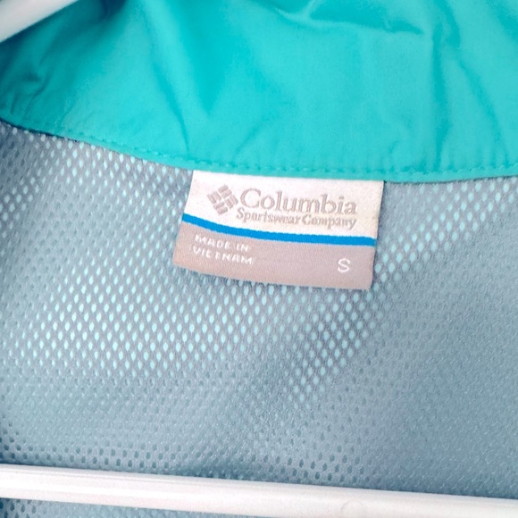 SOLD: Columbia Windbreaker - Picture 5 of 8